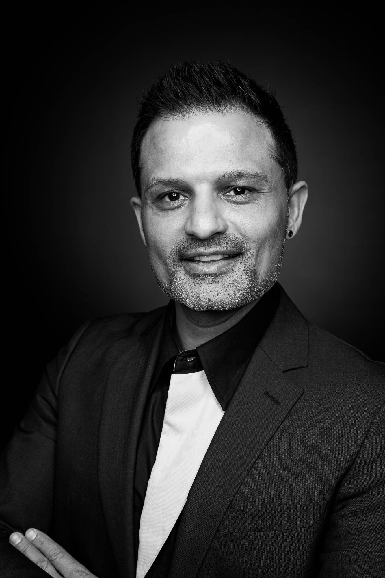 Export x3 Headshot  06148 Dez 01 2019 Headshots 2019  Miro Nicole Nadine